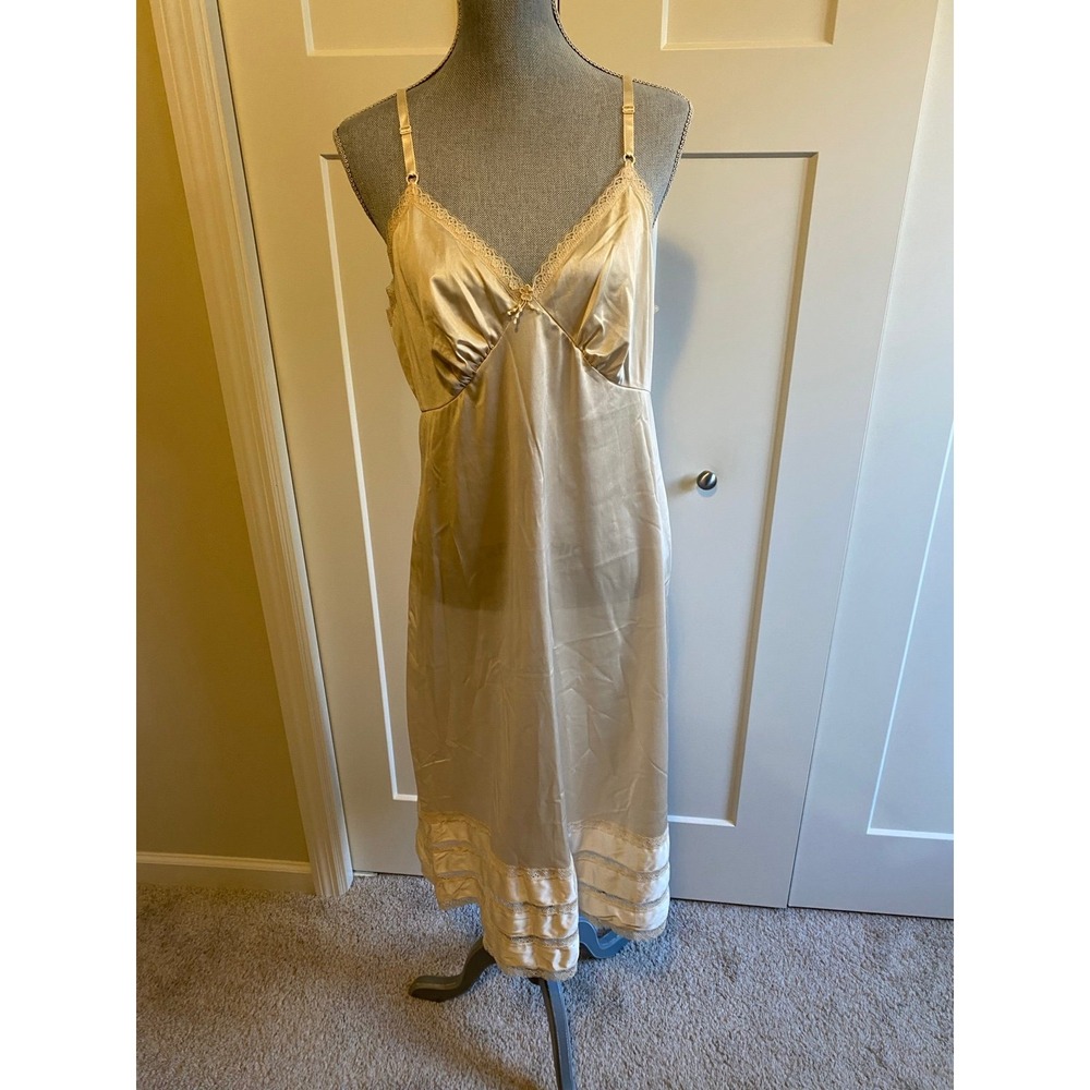 Vintage Champagne Slip Dress Lace Trim Sears Size 40 Bias s2